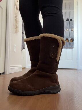 OUTBOUND Brown Suede Fleece Lined Boots